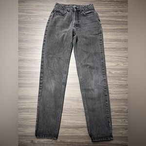 BDG Urban Outfitters Black MOM Jeans Size 24